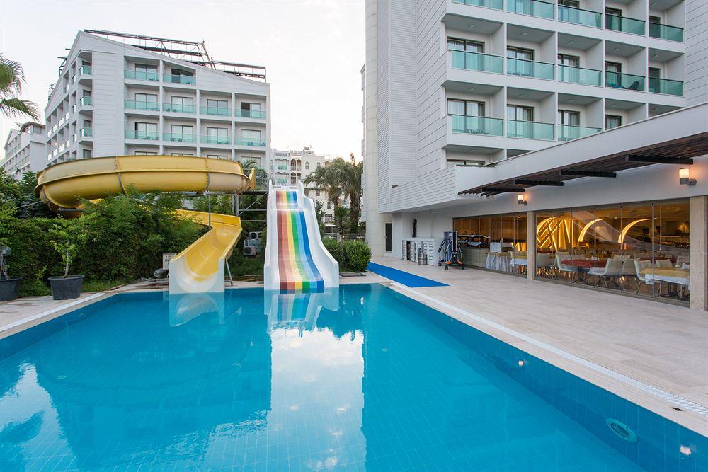 Falcon 1511 Hotel 3*